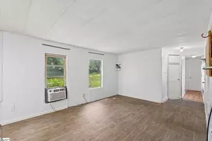 348 Shenandoah Dr, Easley, SC 29642 - Photo 5