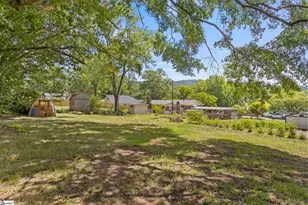 1902 Old Parker Rd, Greenville, SC 29609 - Photo 17