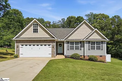 130 Saddlebrook Avenue, Pickens, SC 29671 - Photo 1
