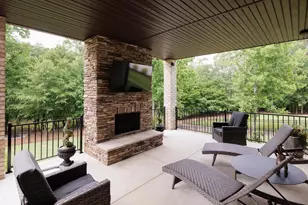 383 Island Green Ln, Inman, SC 29349 - Photo 7