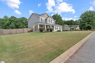 112 Rustcraft Dr, Greer, SC 29651 - Photo 3