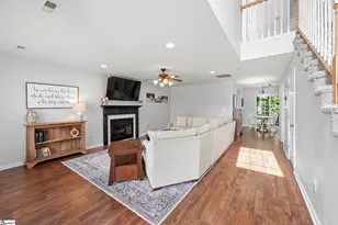 112 Rustcraft Dr, Greer, SC 29651 - Photo 5