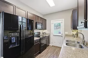 505 W D Ave, Easley, SC 29640 - Photo 7