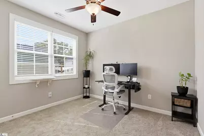505 W D Avenue, Easley, SC 29640 - Photo 17