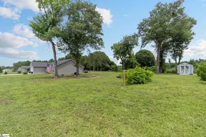 7607 S Old Laurens Road, Gray Court, SC 29645 - Photo 29