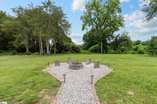 7607 S Old Laurens Rd, Gray Court, SC 29645 - Photo 25