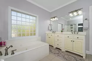 127 Warren Dr, Easley, SC 29640 - Photo 23