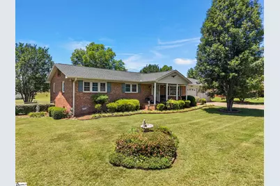 2016 Evergreen Drive, Boiling Springs, SC 29316 - Photo 5