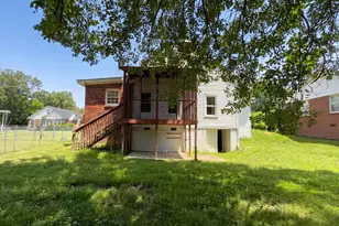 202 E Centennial St, Clinton, SC 29325 - Photo 27