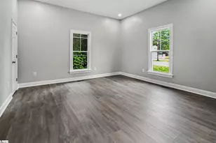 303 E Park Ave, Spartanburg, SC 29306 - Photo 15