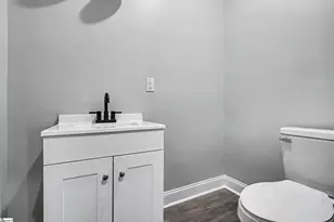 303 E Park Ave, Spartanburg, SC 29306 - Photo 39
