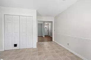 303 Jamie Ct, Boiling Springs, SC 29316 - Photo 7