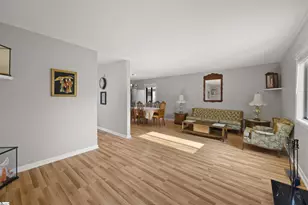 1105 Charter Oak Dr, Taylors, SC 29687 - Photo 5