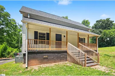 586 Hickory Drive, Startex, SC 29377 - Photo 3