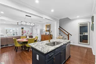 32 Peckham St, Greenville, SC 29607 - Photo 9