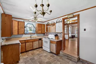 121 Hadden Heights Rd, Spartanburg, SC 29301 - Photo 11