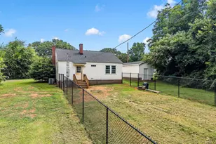 722 Syphrit Rd, Wellford, SC 28385 - Photo 21