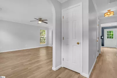 15 Crossview Drive, Simpsonville, SC 29680 - Photo 3