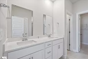 935 Rising Oak Ct, Spartanburg, SC 29301 - Photo 17