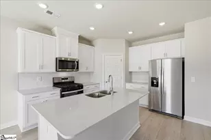 935 Rising Oak Ct, Spartanburg, SC 29301 - Photo 7