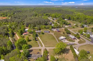 375 Griggs Rd, Six Mile, SC 29682 - Photo 35
