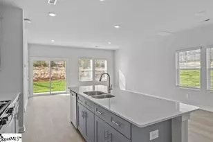 448 Blissful Ct, Taylors, SC 29687 - Photo 5