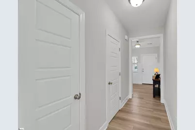 311 Hollenbeck Place, Greenville, SC 29607 - Photo 3