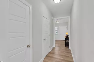 311 Hollenbeck Pl, Greenville, SC 29607 - Photo 3