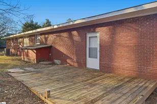 201 Francis Marion Dr, Spartanburg, SC 29302 - Photo 7