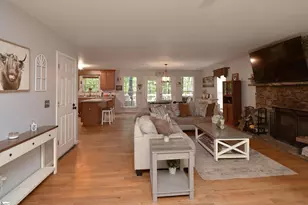 450 Waspnest Rd, Wellford, SC 29385 - Photo 5