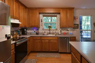 450 Waspnest Rd, Wellford, SC 29385 - Photo 11