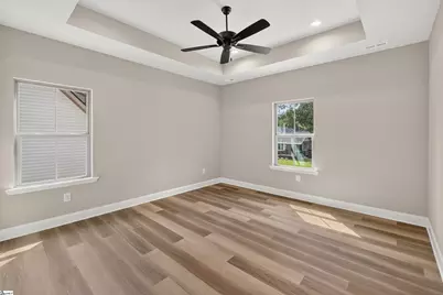 136 S Church Street, Duncan, SC 29334 - Photo 11