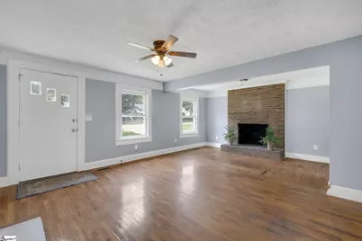 107 W Marion Road, Greenville, SC 29617 - Photo 7