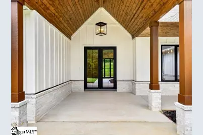501 W Peninsula Drive, Laurens, SC 29360 - Photo 9