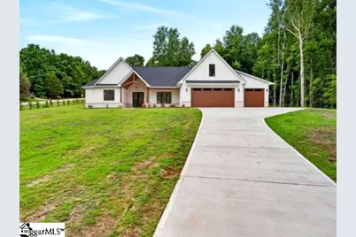501 W Peninsula Drive, Laurens, SC 29360 - Photo 1