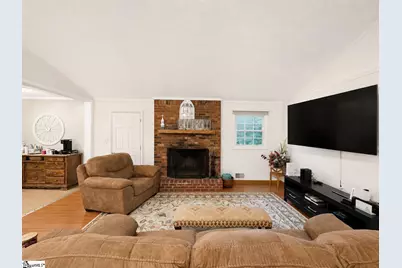 220 Millwood Lane, Wellford, SC 29385 - Photo 3