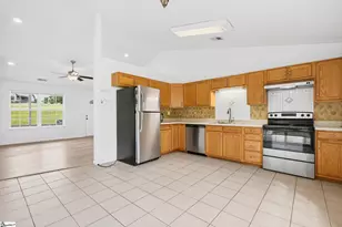 112 Marlowe Ln, Lyman, SC 29365 - Photo 3