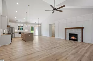 369 Pine Dr, Greer, SC 29651 - Photo 3