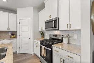 171 Lavinia Cir, Duncan, SC 29365 - Photo 9