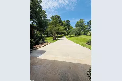 522 Sandshore Drive, Greenwood, SC 29649 - Photo 33