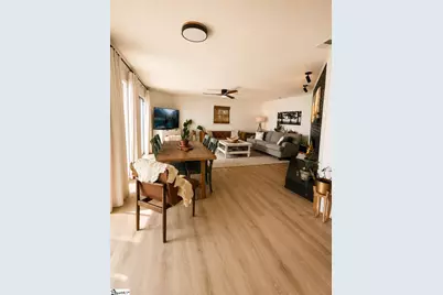 522 Sandshore Drive, Greenwood, SC 29649 - Photo 7