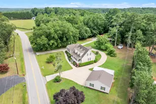 235 Gum Springs Rd, Taylors, SC 29687 - Photo 39