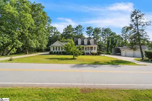 235 Gum Springs Rd, Taylors, SC 29687 - Photo 3