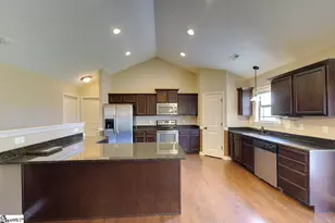 411 Shoreline Blvd, Boiling Springs, SC 29316 - Photo 15