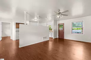111 Faunawood Dr, Simpsonville, SC 29680 - Photo 3