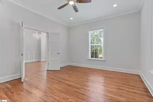 204 Crestwood Dr, Greenville, SC 29609 - Photo 7