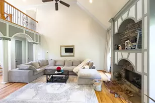 102 Point Bluff Ct, Inman, SC 29349 - Photo 17