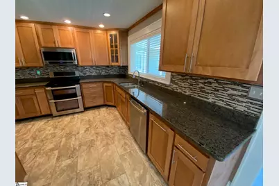 224 Irby Avenue, Laurens, SC 29360 - Photo 15
