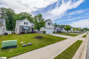 302 Stockland Trl, Fountain Inn, SC 29644 - Photo 3