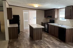 21 Hughes Rd, Greenville, SC 29611 - Photo 5